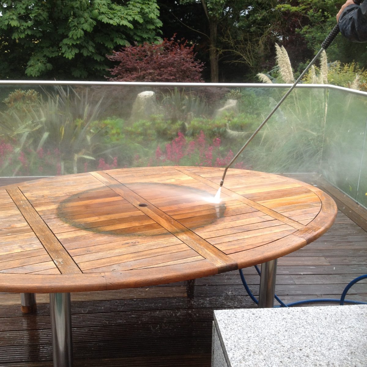 Power washing - Spruce up your Garden and Patio Furniture